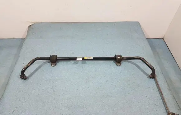 BMW M6 Front anti-roll bar/sway bar 2284511