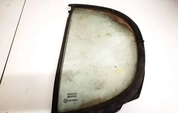Toyota Yaris Rear vent window glass as2