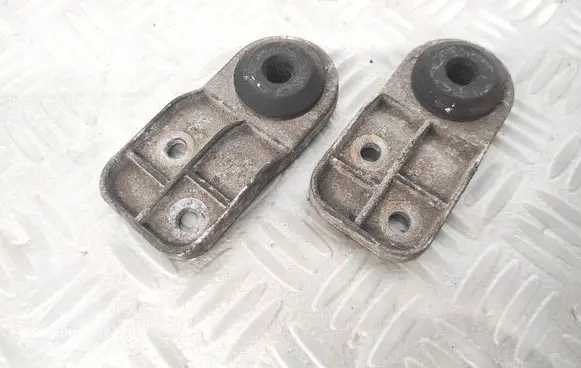 Opel Karl Radiator mount bracket OPELKARL TWOJEAUTOWYSZKOW