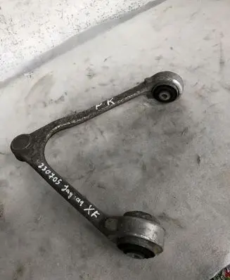 Jaguar XF X250 Front lower control arm/wishbone
