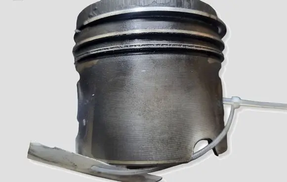 BMW 1 F20 F21 Piston N47