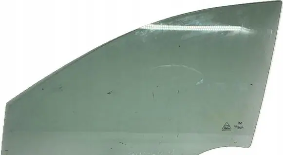 Hyundai Tucson IV NX4 Front door window glass four-door