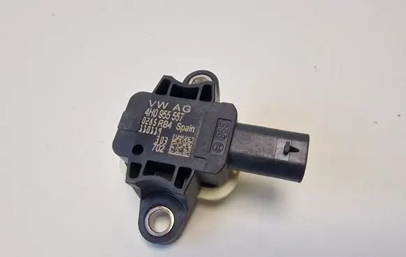Volkswagen Polo V 6R Airbag deployment crash/impact sensor 4H0955557