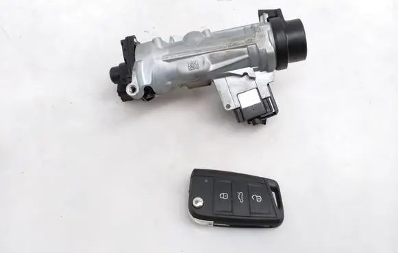 Skoda Octavia Mk3 (5E) Ignition lock 1K0905851