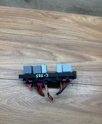 Volkswagen Golf V Fuse box set 1K1937503