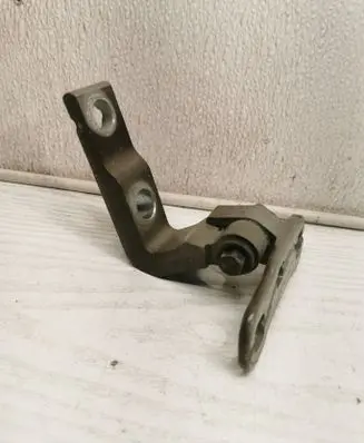Volvo XC60 Rear door lower hinge A046572