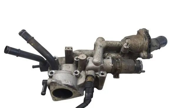 KIA Sorento Thermostat/thermostat housing 