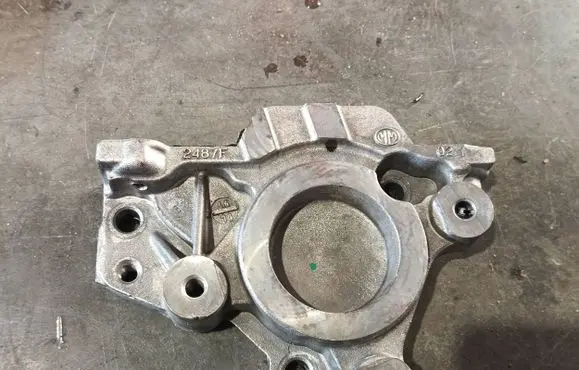 Jeep Grand Cherokee Timing chain cover 2487F