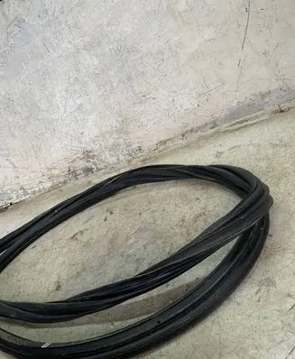 Opel Adam Seal rubber (tailgate) 