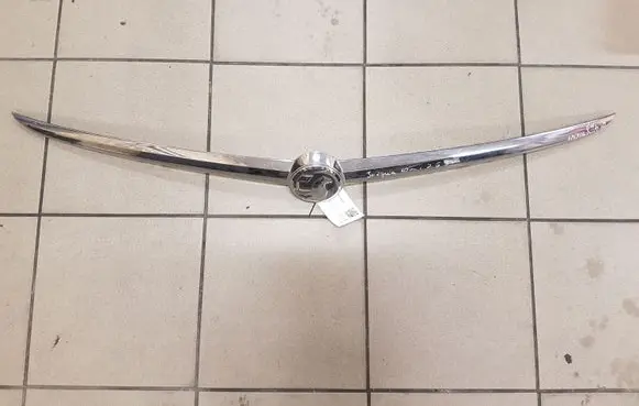 Opel Insignia A Tailgate trim 13244388 13244389