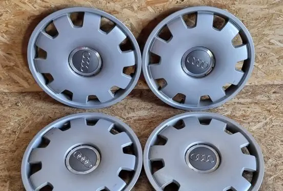 Audi A4 S4 B7 8E 8H R16 wheel hub/cap/trim 4B0601147D