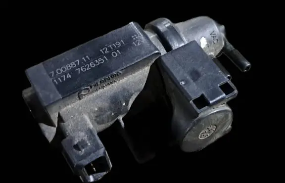 BMW M6 Electromagnetic valve 1174762635101