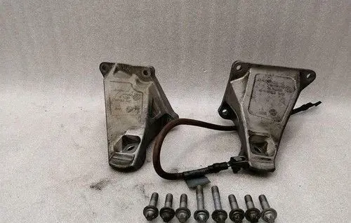 BMW 7 E65 E66 Engine mount bracket 6754615