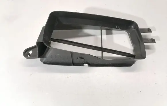Lexus RX 450H Intercooler air guide/duct channel 3291748080