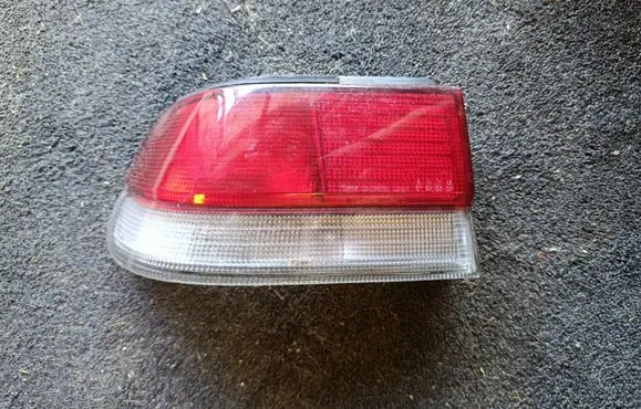 Subaru Legacy Rear/tail lights 22020579