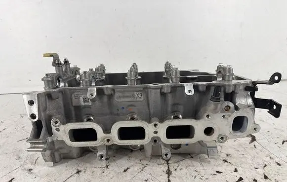 Ford Escape IV Engine head PV4E6049E46A RFHX7G6090AEP RFHX7G6090AE