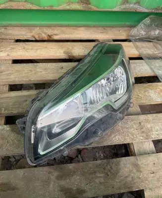 Peugeot 508 RXH Headlight/headlamp 9807241280 89908674 13621136