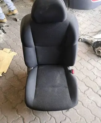 Nissan Qashqai Front passenger seat 