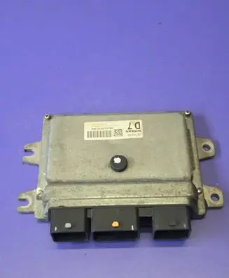 Nissan Qashqai Engine control unit/module MEC932090