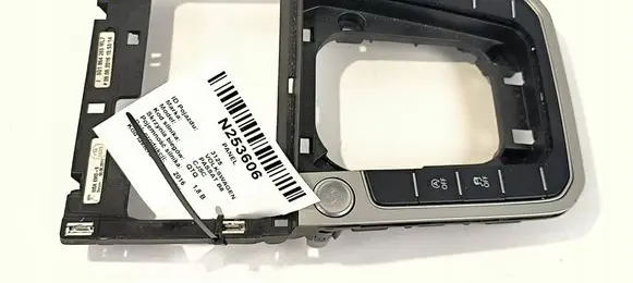 Volkswagen PASSAT B8 Climate control/heater control trim 3G1864263