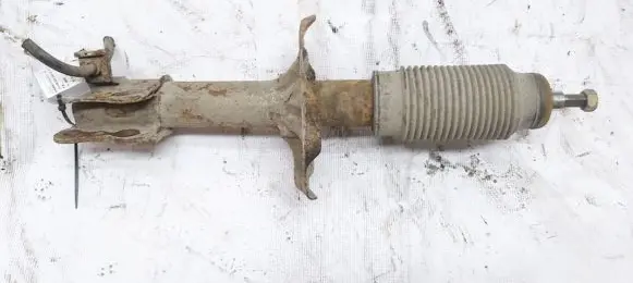 Mazda 626 Front shock absorber/damper