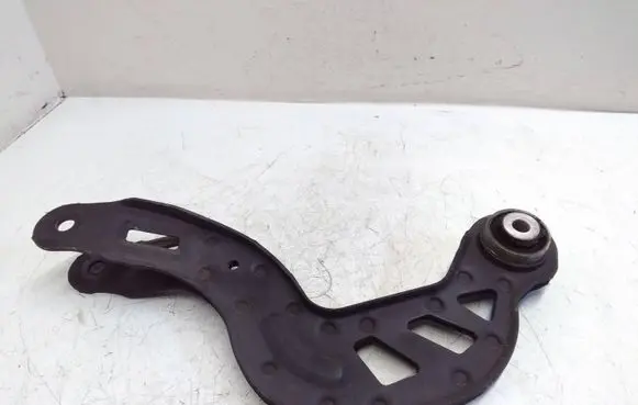 Rear upper control arm/wishbone