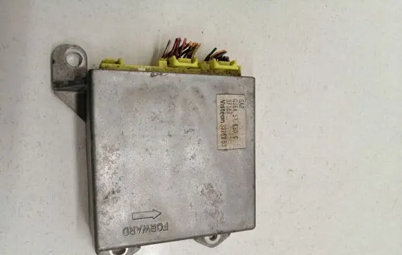Mazda 6 Airbag control unit/module 3326253 GJ6A57K30C