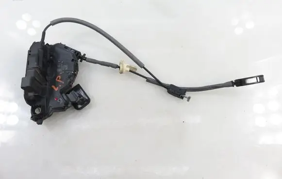 Volkswagen Golf VII Front door lock 5TB837015A