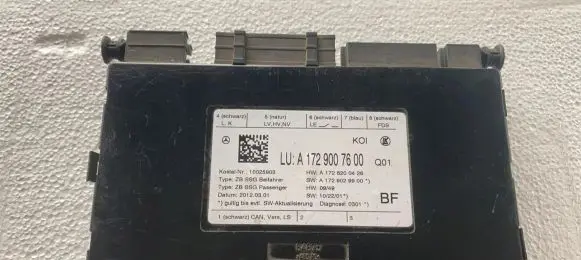 Mercedes-Benz SLK R172 Seat control module A1729007600