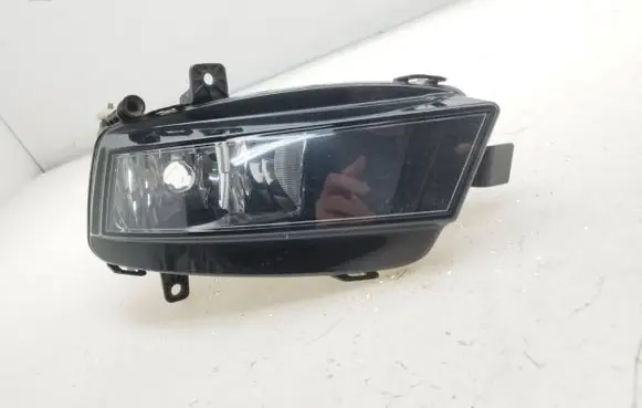 Volkswagen Golf VII Front fog light 5G0941661E 1NL01122307 012223000018125
