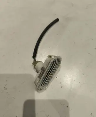 Ford Focus C-MAX Front indicator light 18A467B