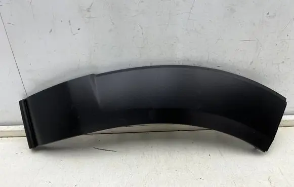 Front arch trim