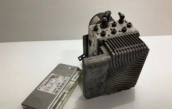 Mercedes-Benz E W211 ABS Pump A0054317112 0265250095 0054317112