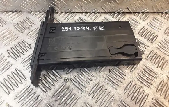 BMW 3 E90 E91 Cup holder 7127463