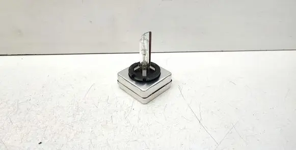 BMW 3 E90 E91 Xenon bulb D1S