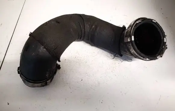 Intercooler hose/pipe