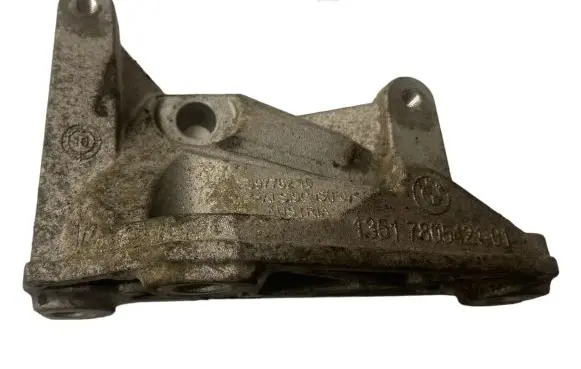 BMW 5 F10 F11 Engine mounting bracket 7805421