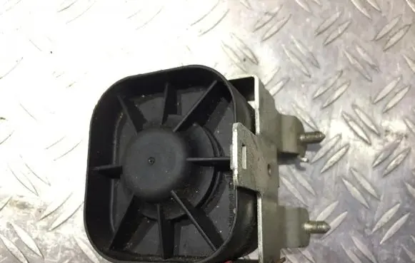 Alarm system siren