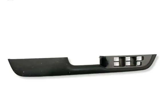 Nissan X-Trail T30 Front door window switch trim 