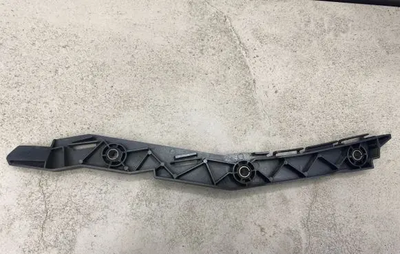 Citroen C4 Grand Picasso Fender mounting bracket 9656671080
