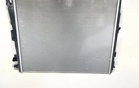 BMW 3 G20 G21 Coolant radiator 8666811