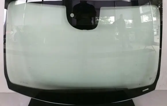 Mercedes-Benz B W247 Front windscreen/windshield window 00000000000000490