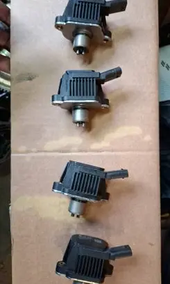 Skoda Octavia Mk4 Electromagnetic valve 04E906048A