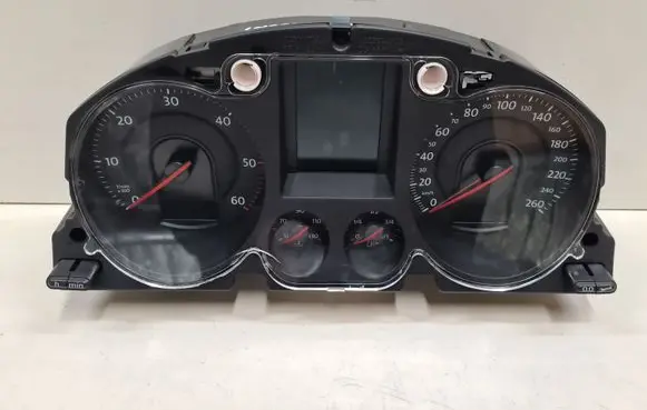 Volkswagen PASSAT B6 Speedometer (instrument cluster) 3C0920871