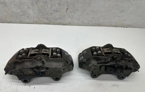 Audi Q7 4L Front brake caliper 