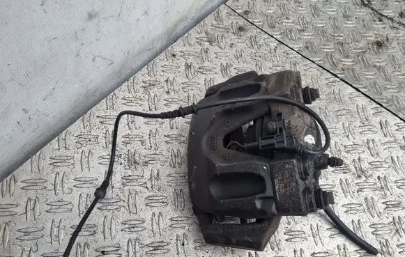 Mercedes-Benz E W212 Front brake caliper A212
