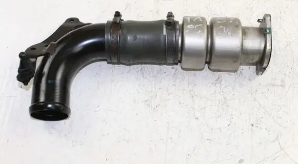 Ford C-MAX II Intercooler hose/pipe 9677359080