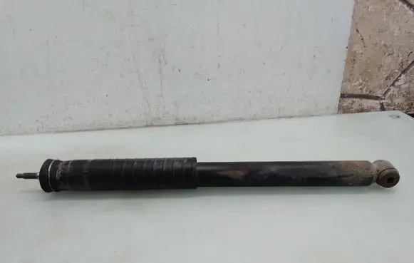 Rear shock absorber/damper