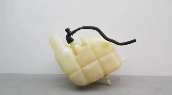 BMW X1 F48 F49 Coolant expansion tank/reservoir 7617362