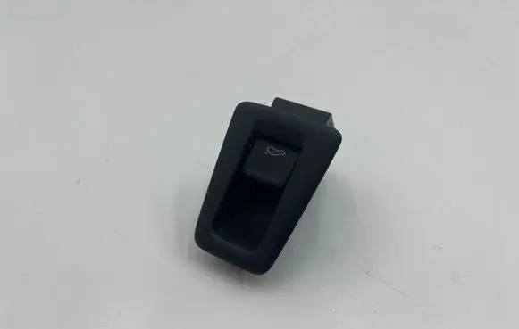 Volkswagen ID.7 Tailgate opening switch 14A868247